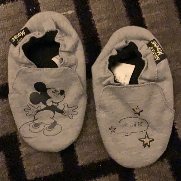 H&M kids slippers size 7 - Picture 1 of 3